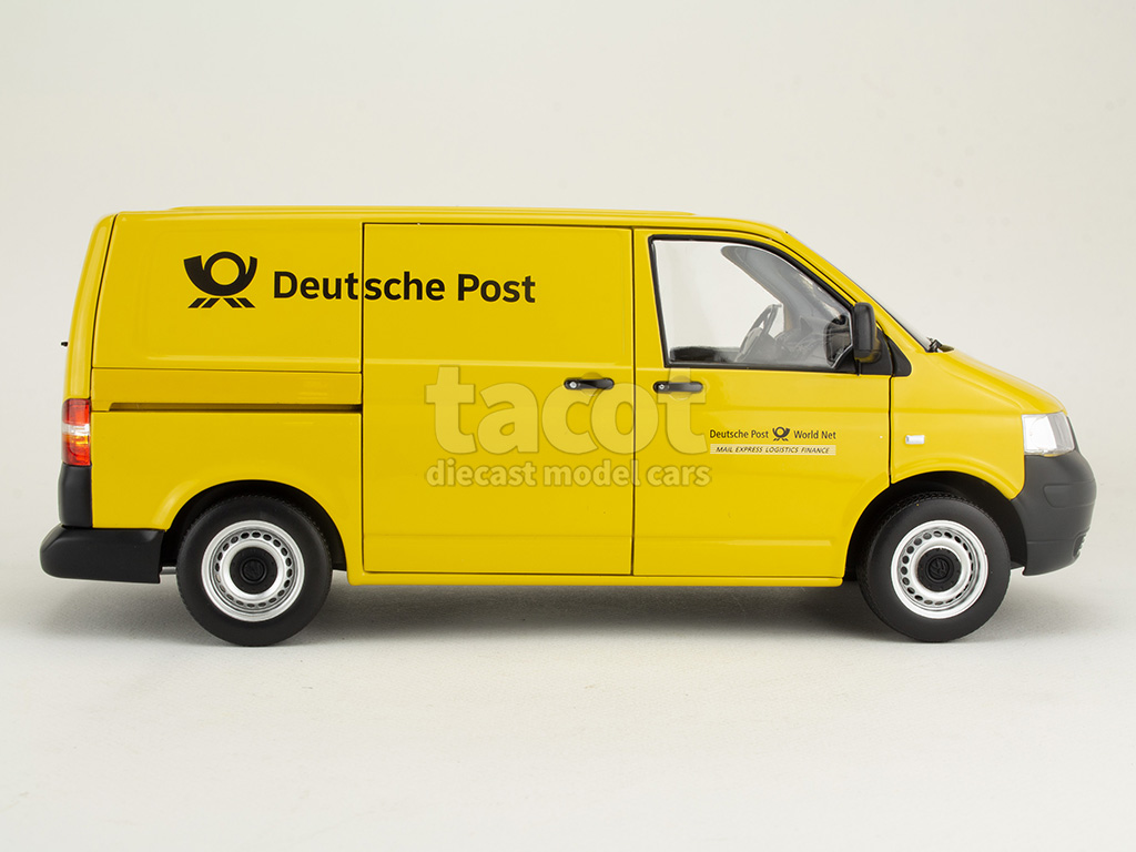 107826 Volkswagen Combi Transporter 2003