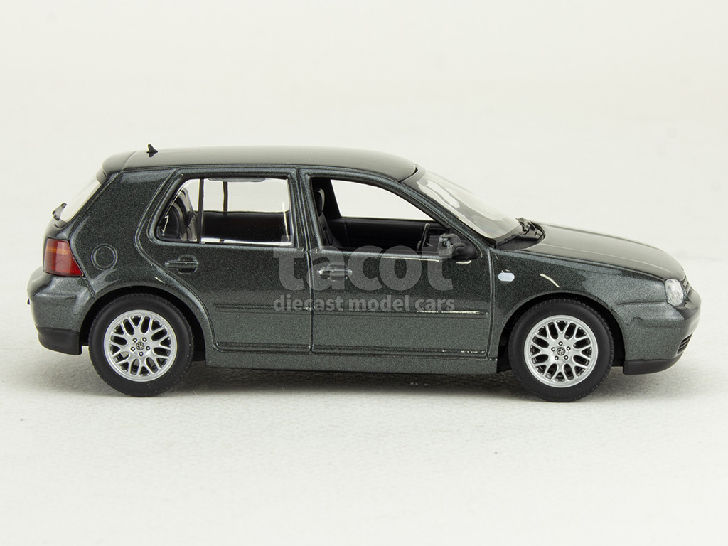 107870 Volkswagen Golf IV 5 Doors 1999