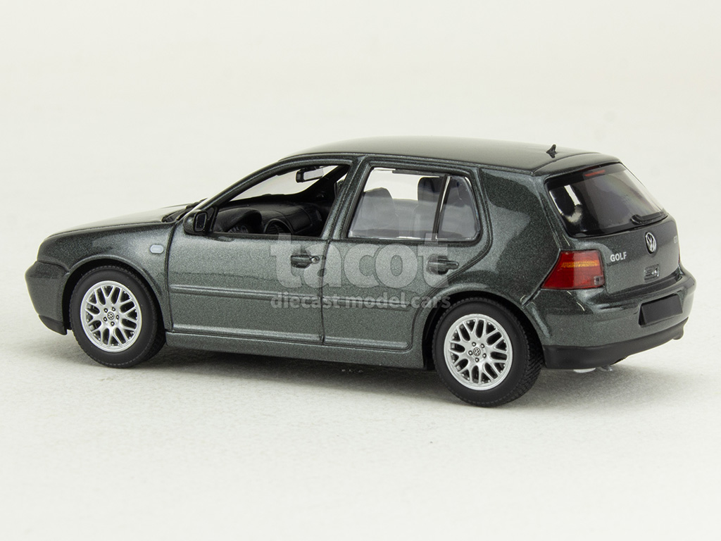 107870 Volkswagen Golf IV 5 Doors 1999