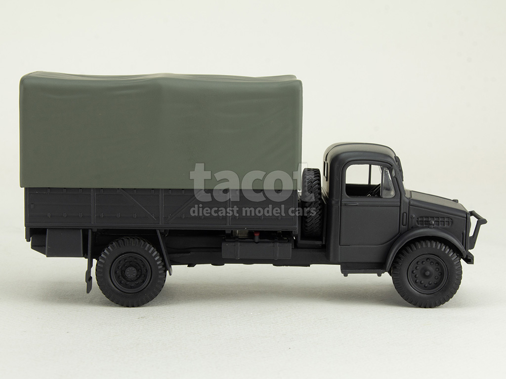 107874 Bedford OYD Military 1941