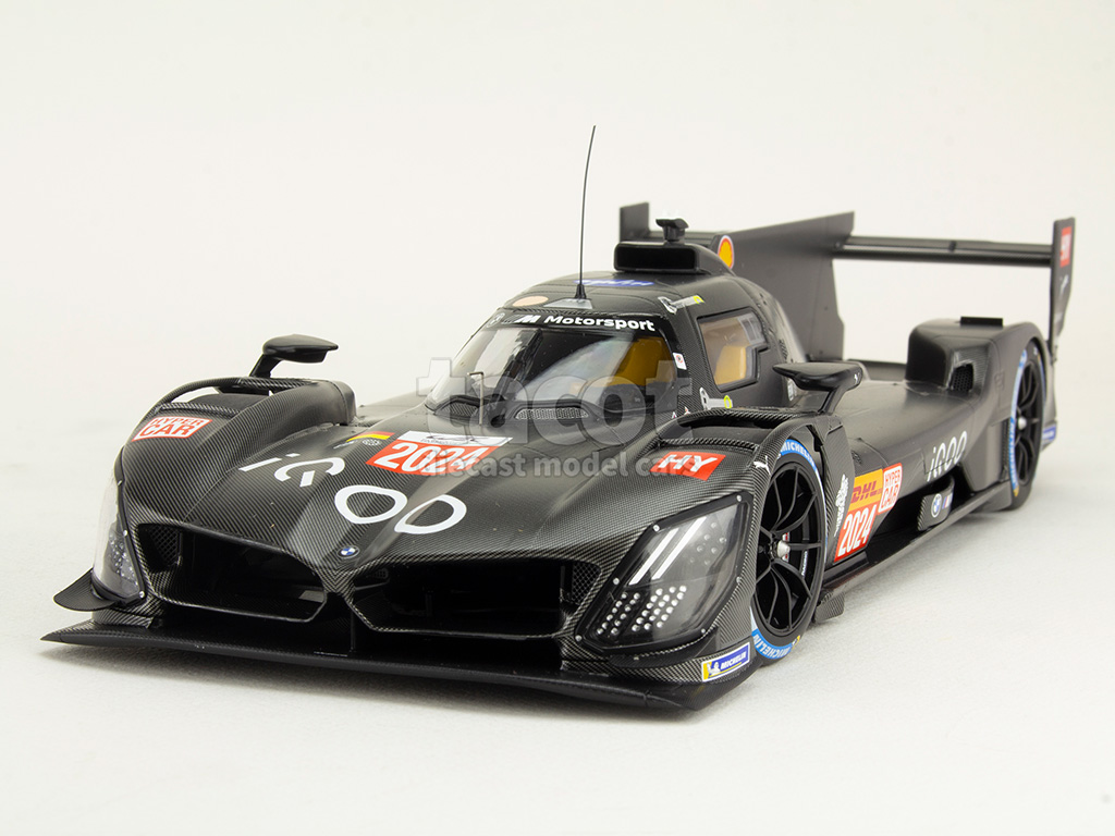107877 BMW M Hybrid V8 2023