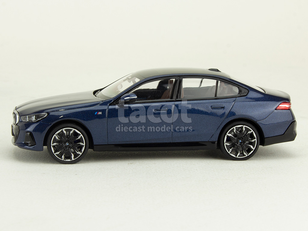 107880 BMW i5/ M60 2024