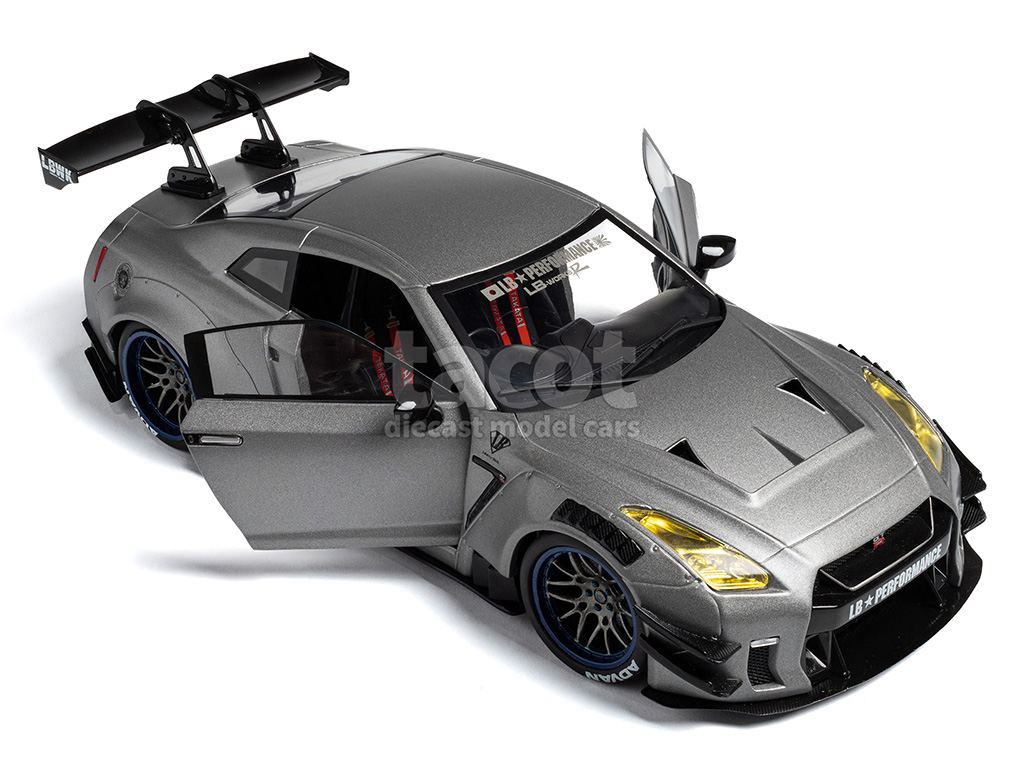 107884 Nissan GTR R35 LB Works Body Kit Type 2 2023