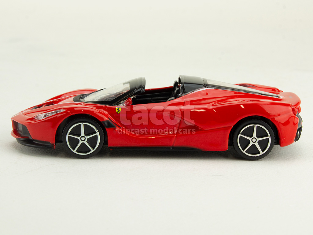 107913 Ferrari LaFerrari Aperta 2016