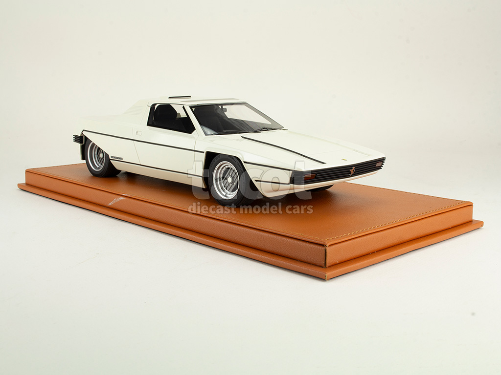 107925 Ferrari 308 GT Rainbow Bertone 1976