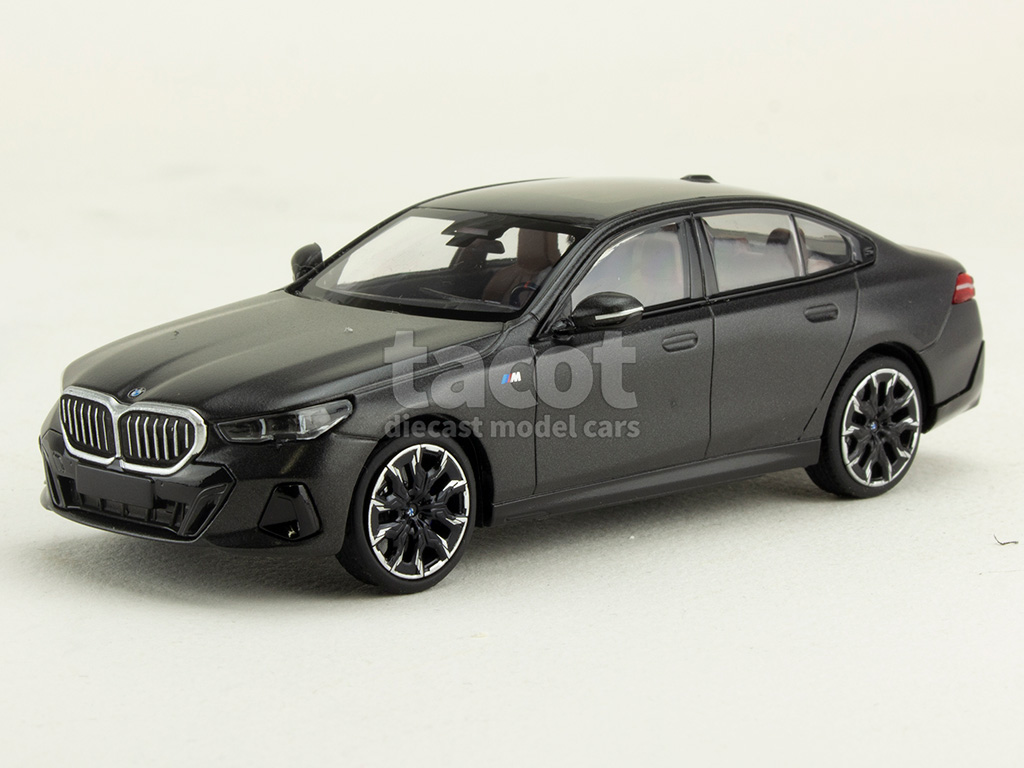 107929 BMW i5/ M60 2024