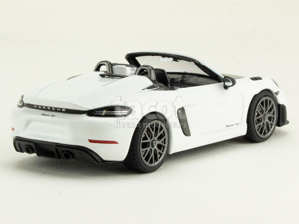 107932 Porsche 718 Spyder RS 2023