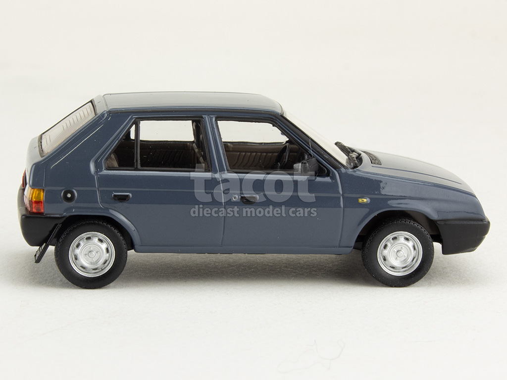 107941 Skoda Favorit 136L 1988