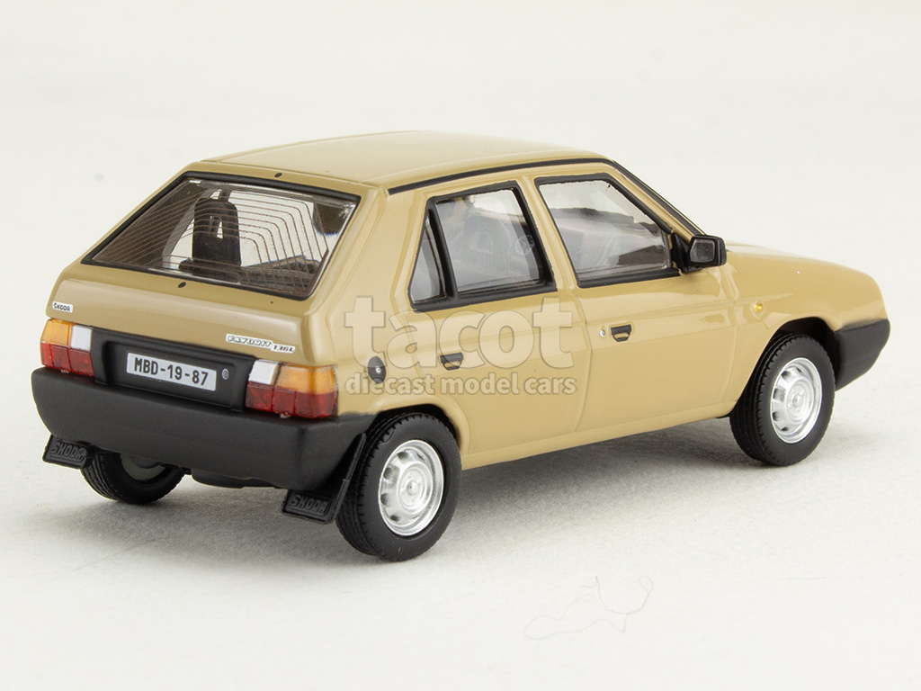107942 Skoda Favorit 136L 1988