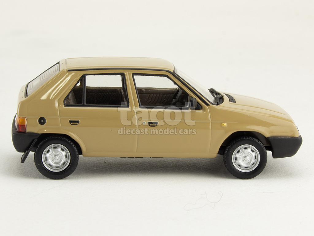 107942 Skoda Favorit 136L 1988