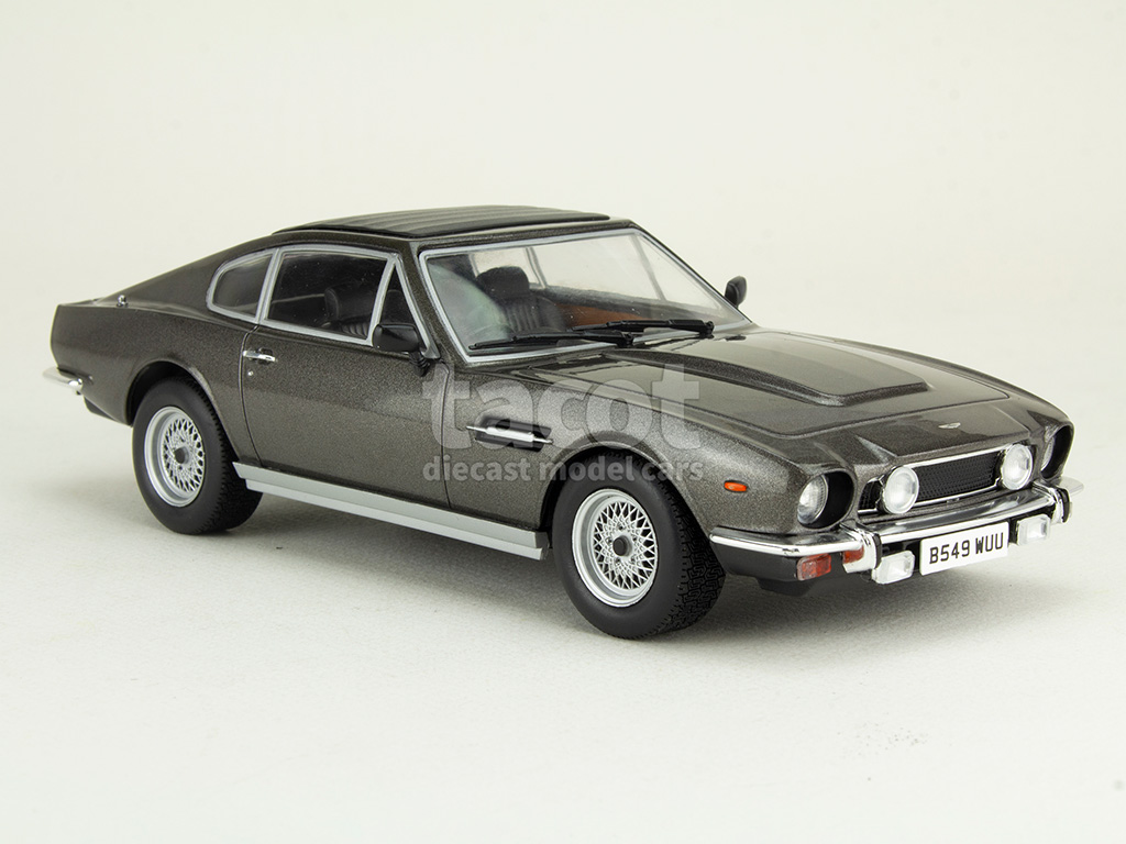 107972 Aston Martin V8 Vantage Volante James Bond 007 1977