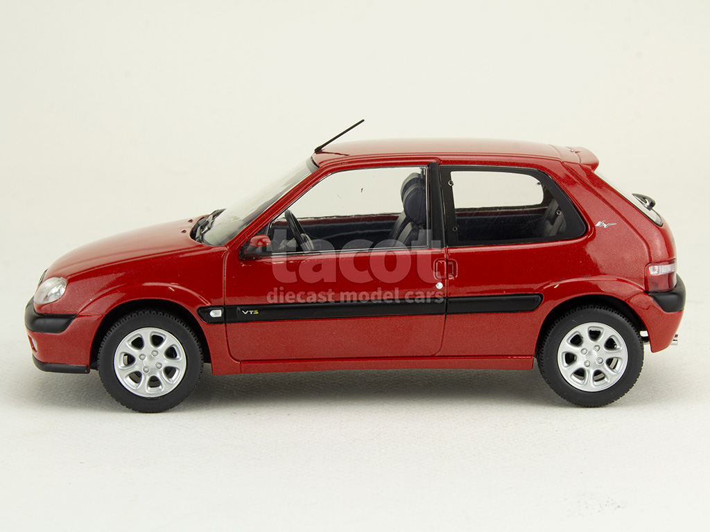 107977 Citro&euml;n Saxo 16V VTS 2000