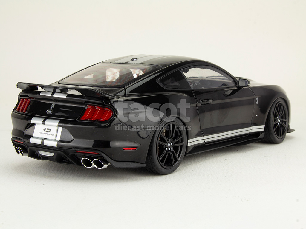 107985 Ford Mustang Shelby GT500 2022