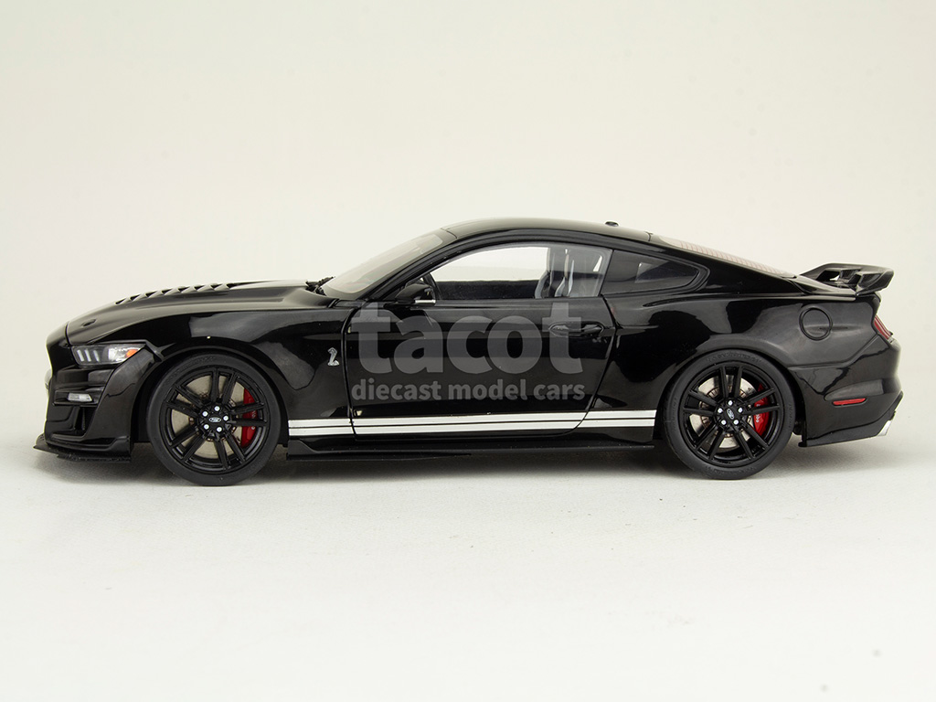 107985 Ford Mustang Shelby GT500 2022