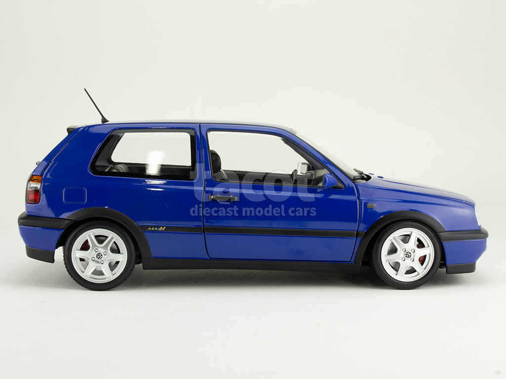108019 Volkswagen Golf III GTi Color Concept 1994