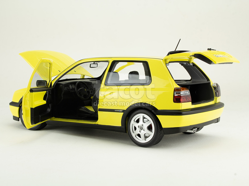 108020 Volkswagen Golf III GTi Color Concept 1994