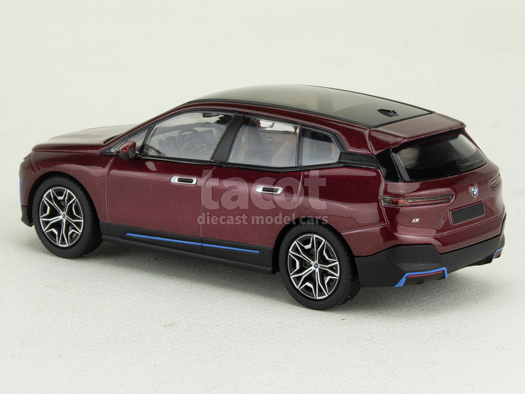 108040 BMW iX 2022