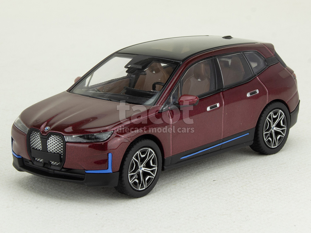 108040 BMW iX 2022