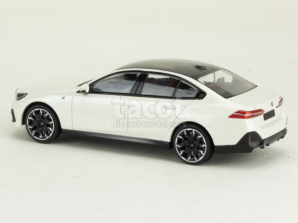 108041 BMW i5/ M60 2024