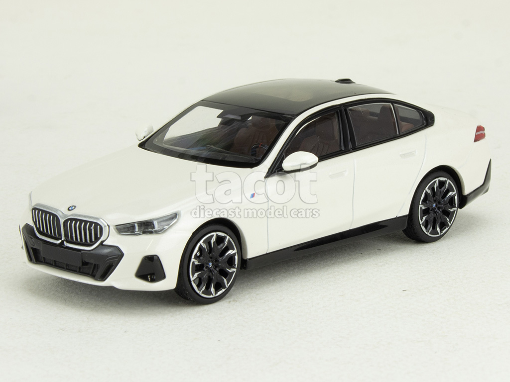 108041 BMW i5/ M60 2024