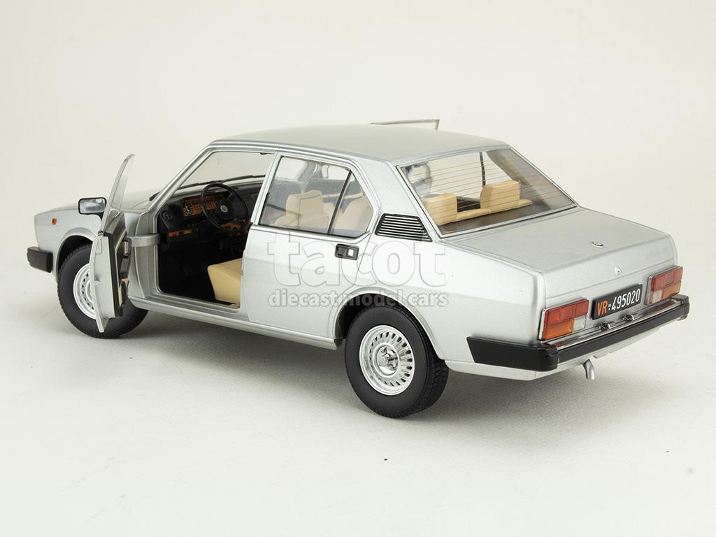 108050 Alfa Romeo Alfetta Berline 2000L 1978