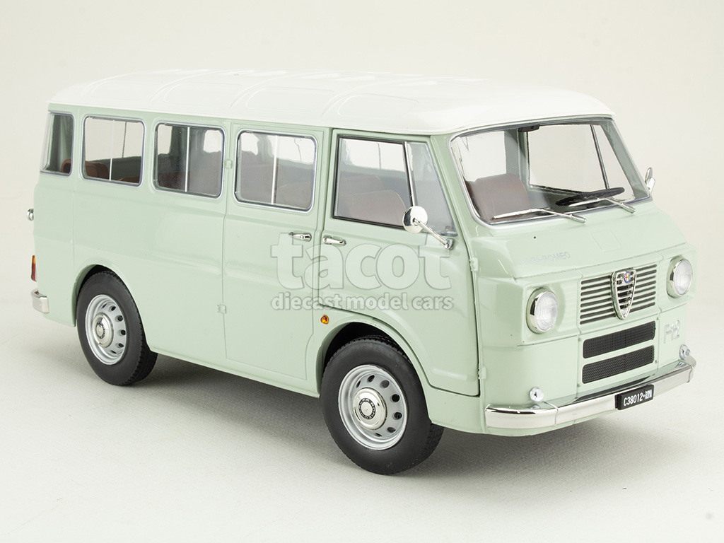 108053 Alfa Romeo F12 Minibus 1-Series 1967