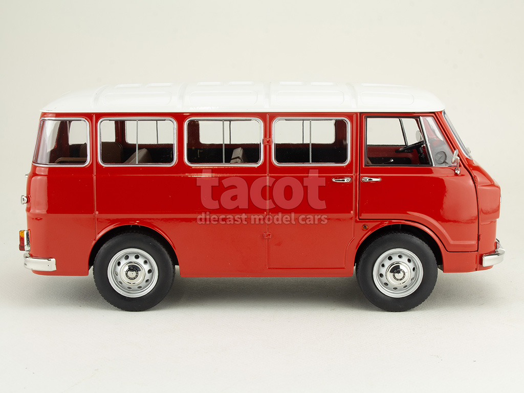 108054 Alfa Romeo F12 Minibus 1-Series 1967