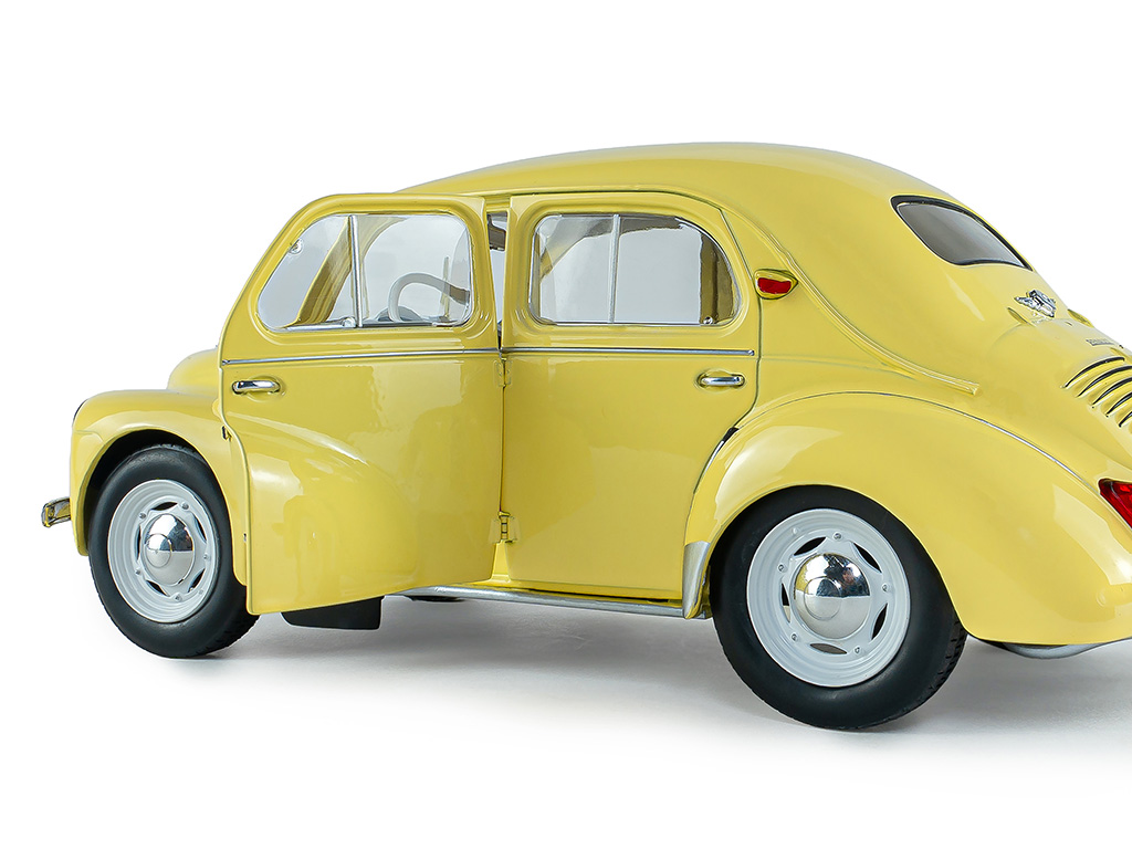 108064 Renault 4CV 1961