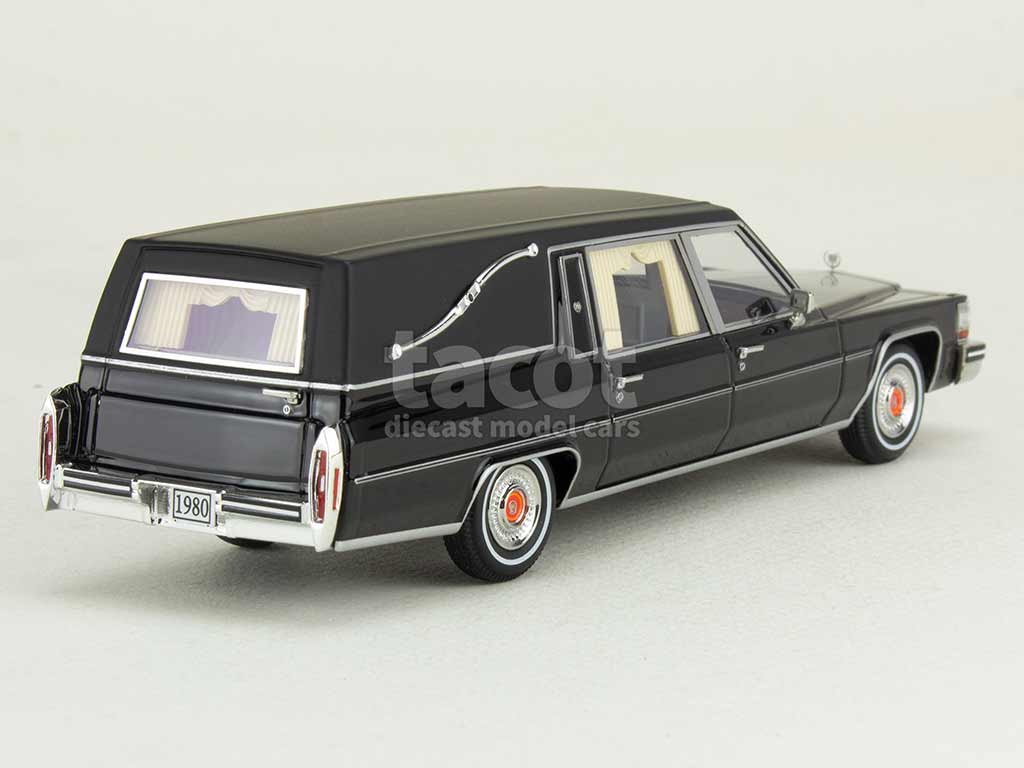 108117 Cadillac Superior Hearse/ Corbillard 1980