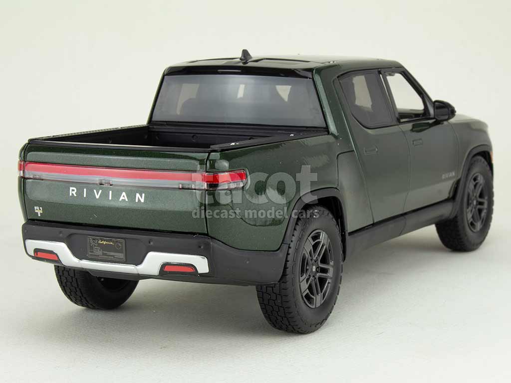 108136 RIVIAN R1T Pick-Up 2025