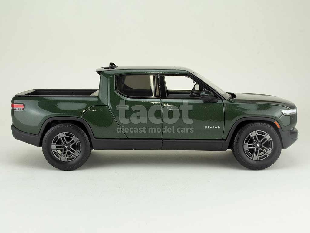 108136 RIVIAN R1T Pick-Up 2025