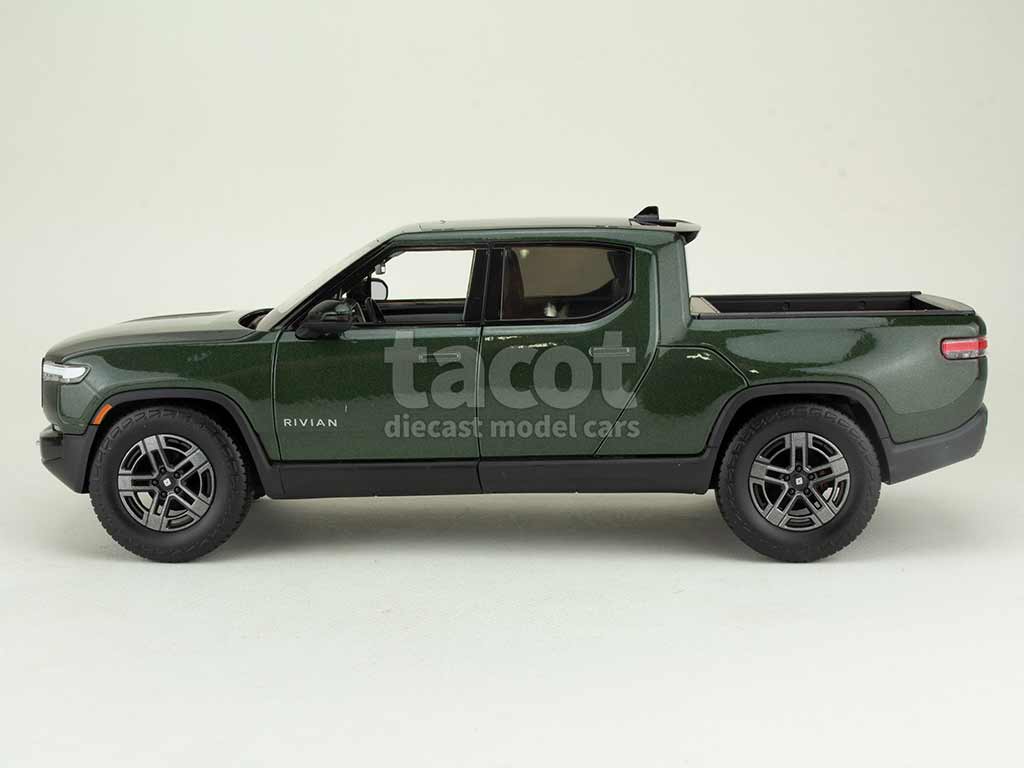 108136 RIVIAN R1T Pick-Up 2025