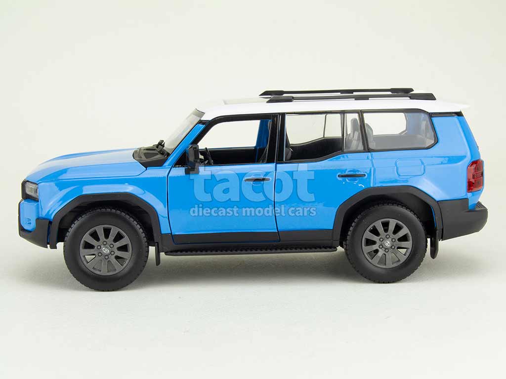 108139 Toyota Land Cruiser 2024
