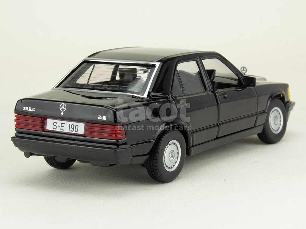 108145 Mercedes 190E/ W201 1984