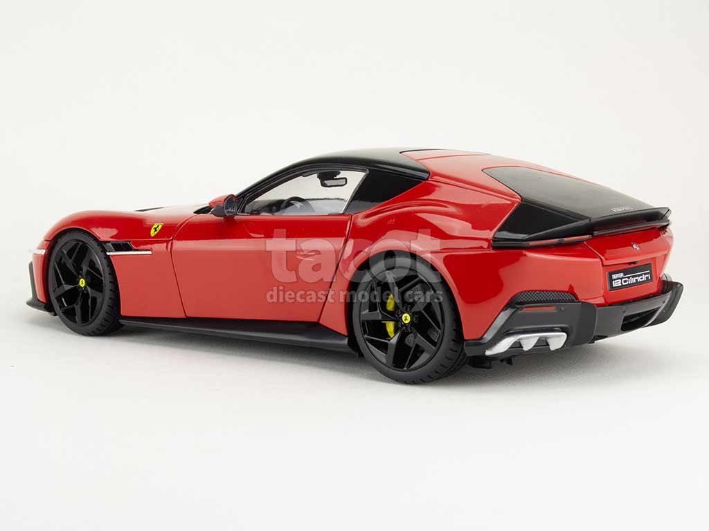 108158 Ferrari 12Cilindri 2024