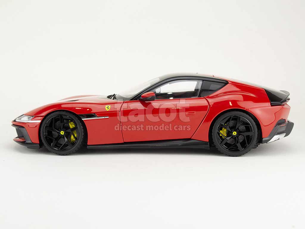 108158 Ferrari 12Cilindri 2024