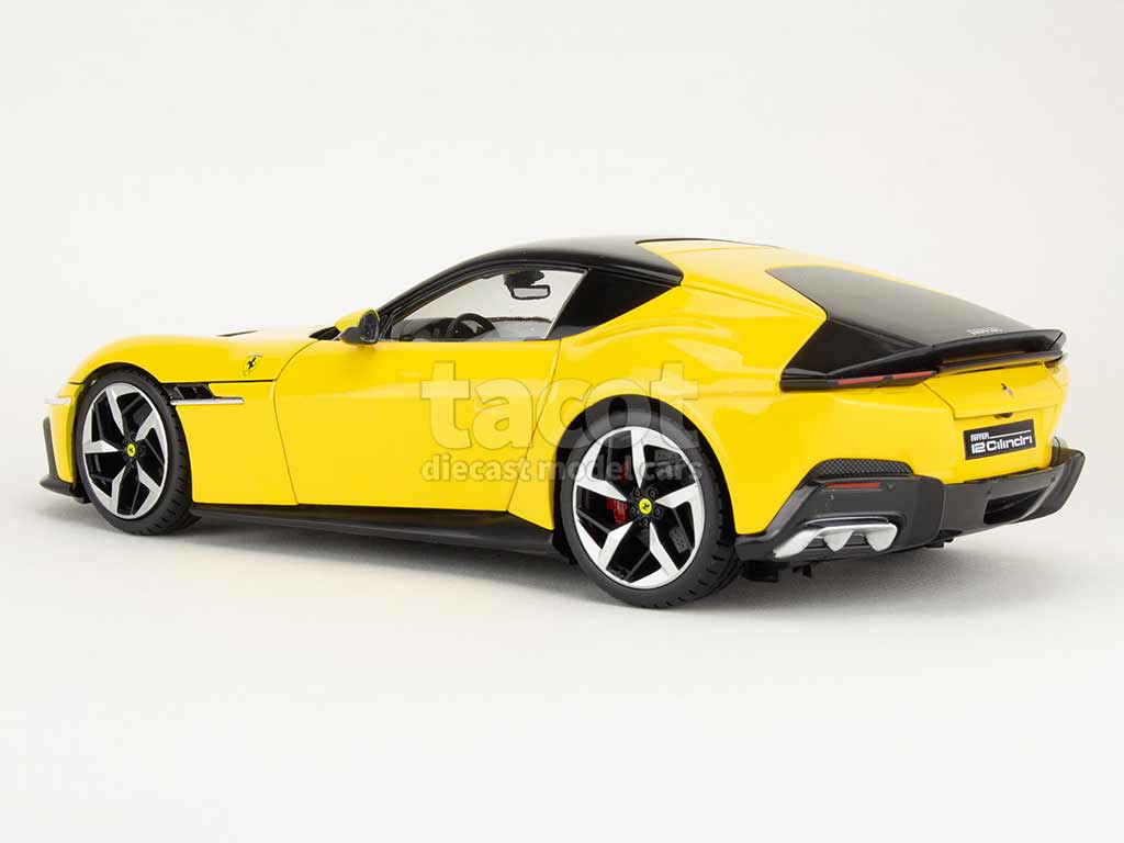 108159 Ferrari 12Cilindri 2024