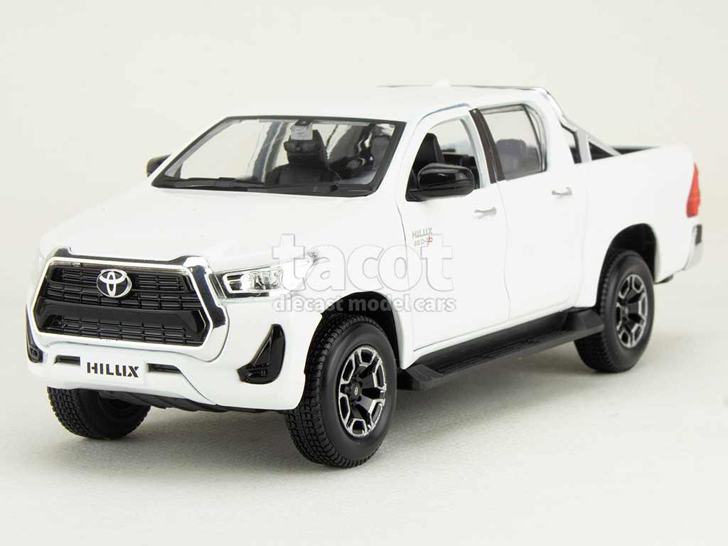 108216 Toyota Hilux 2.8D Pick-Up 2023
