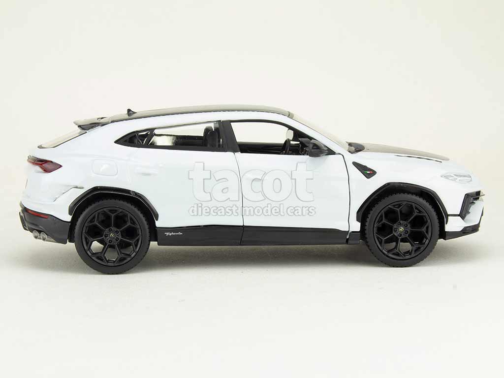 108217 Lamborghini Urus Performante 2022