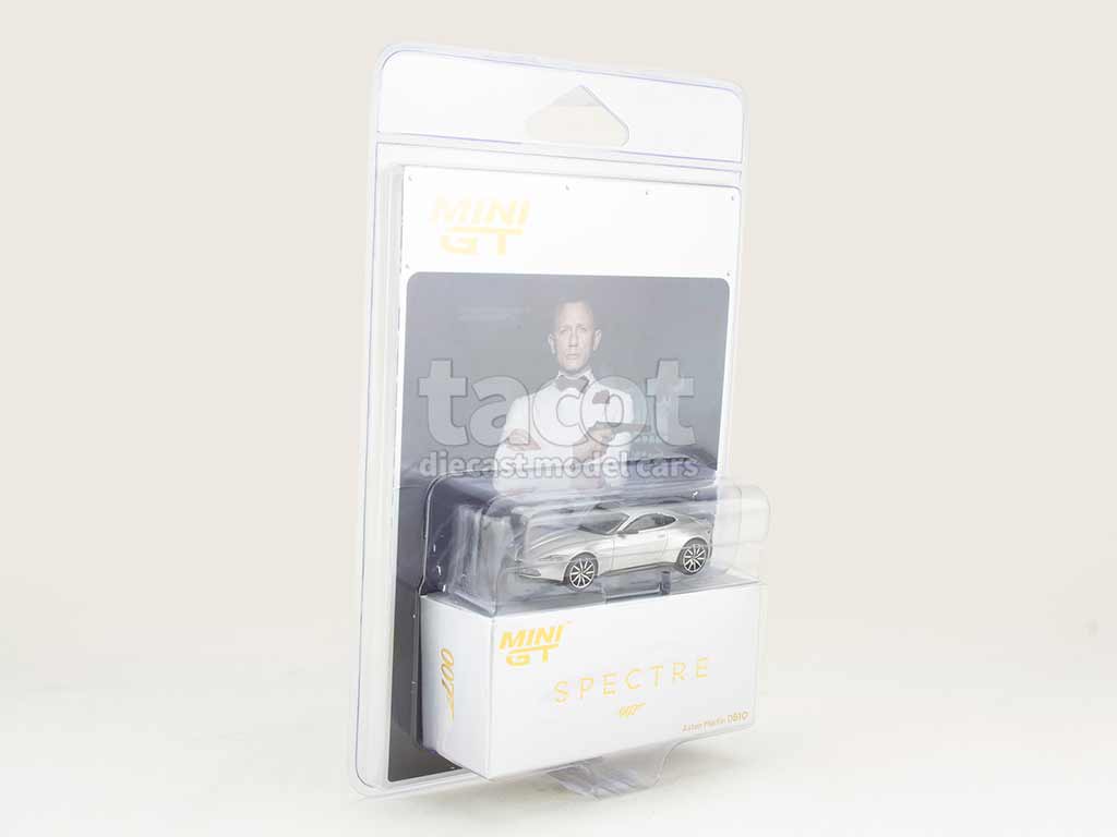 108228 Aston Martin DB10 Bond 007 2015