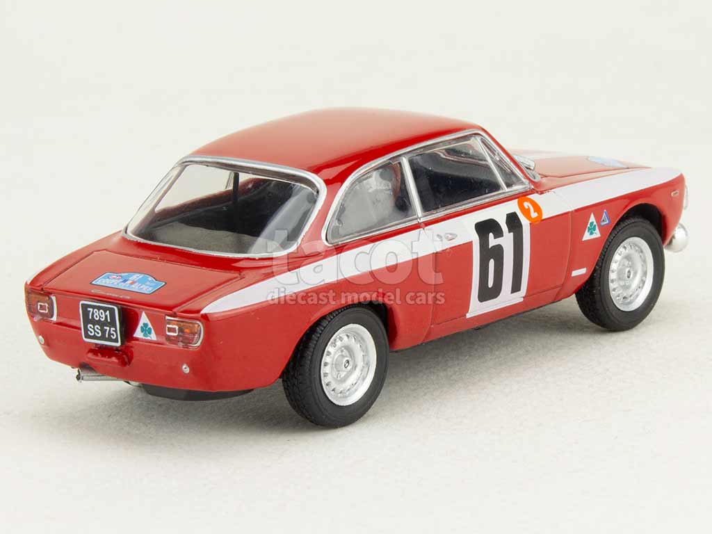108239 Alfa Romeo Giulia GTA Coupe des Alpes 1966