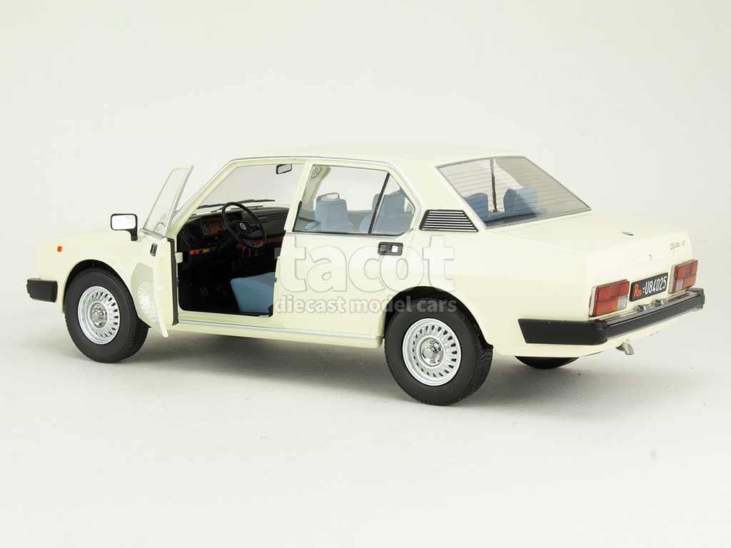 108246 Alfa Romeo Alfetta Berline 2000L 1978