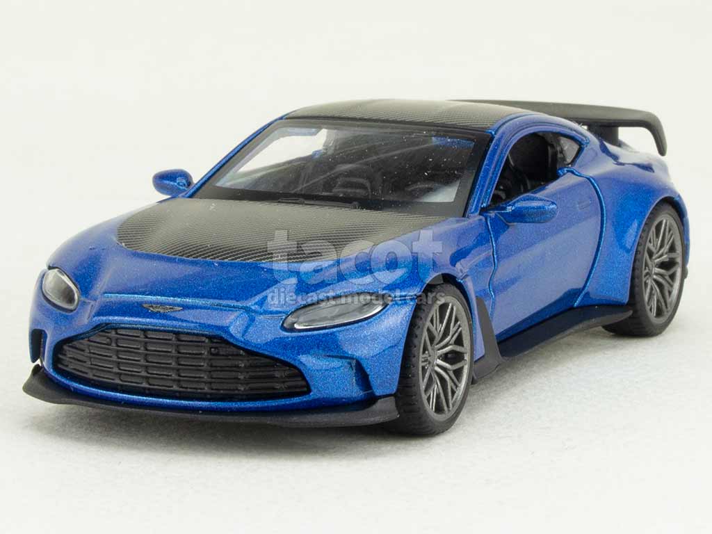 108274 Aston Martin Vantage V12 2013