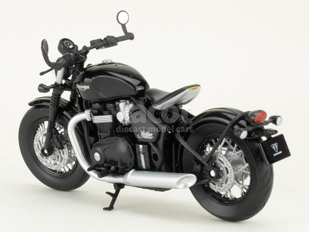 108285 Triumph Bonneville Bobber