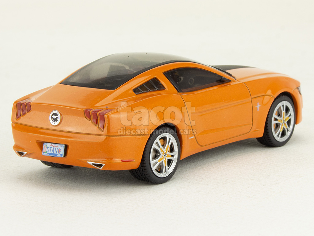 108331 Ford Mustang Guigiaro 2006