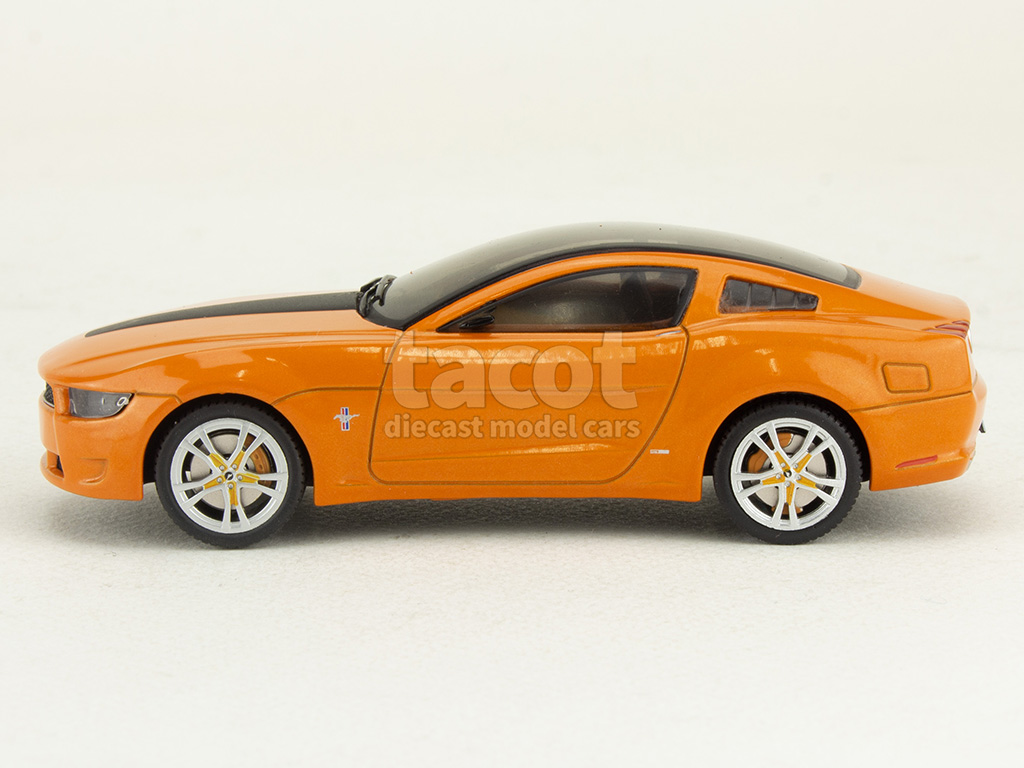 108331 Ford Mustang Guigiaro 2006