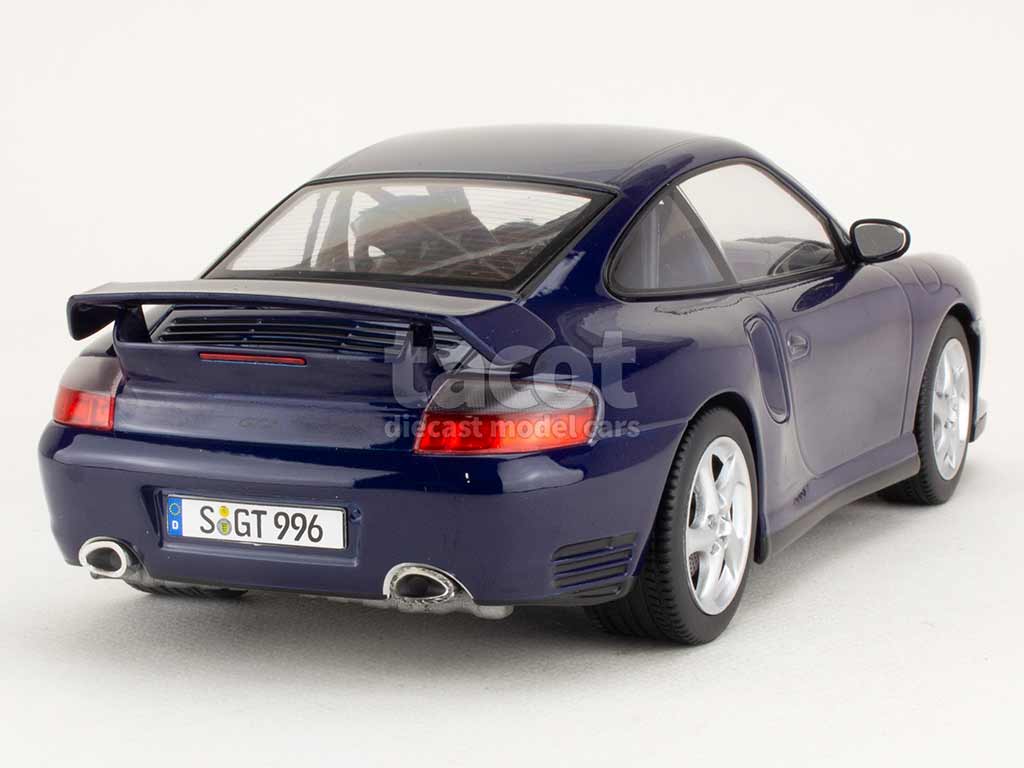 108374 Porsche 911/996 GT2 2001