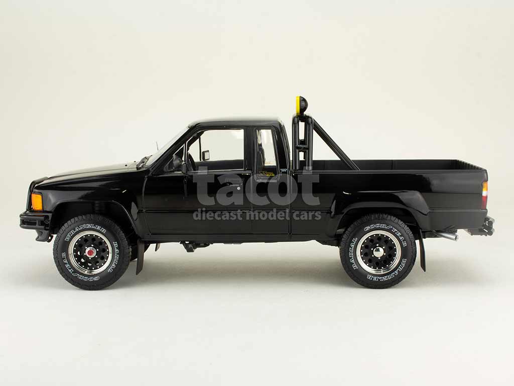 108380 Toyota Hilux Truck Xtra Cab 4x4 1985