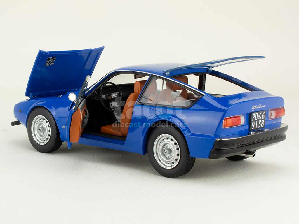 108381 Alfa Romeo Giulia GT 1300 Junior Zagato 1969