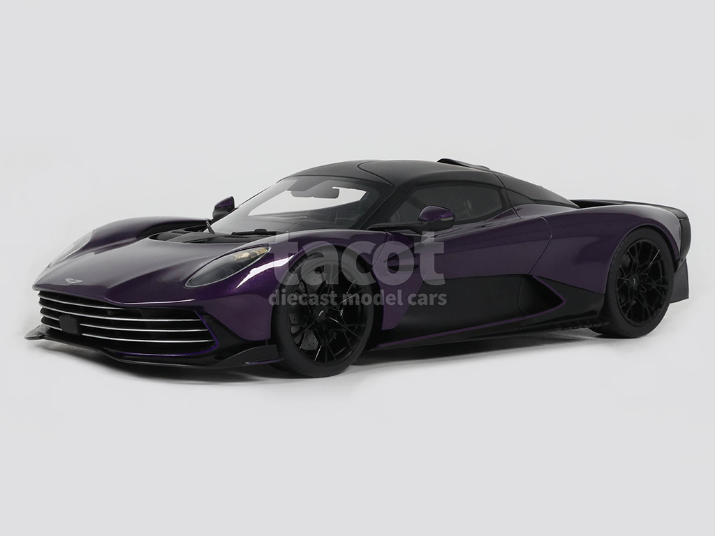108405 Aston Martin Valhalla 2026
